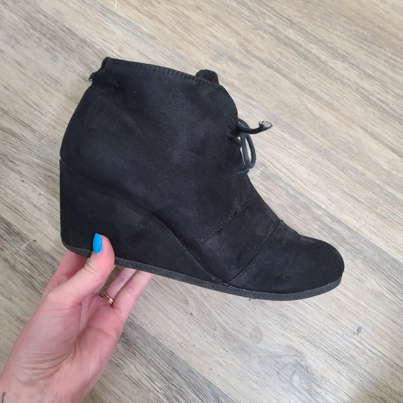 Call It Spring Wedge Heels Womens Size 9 - Picture 2 of 8